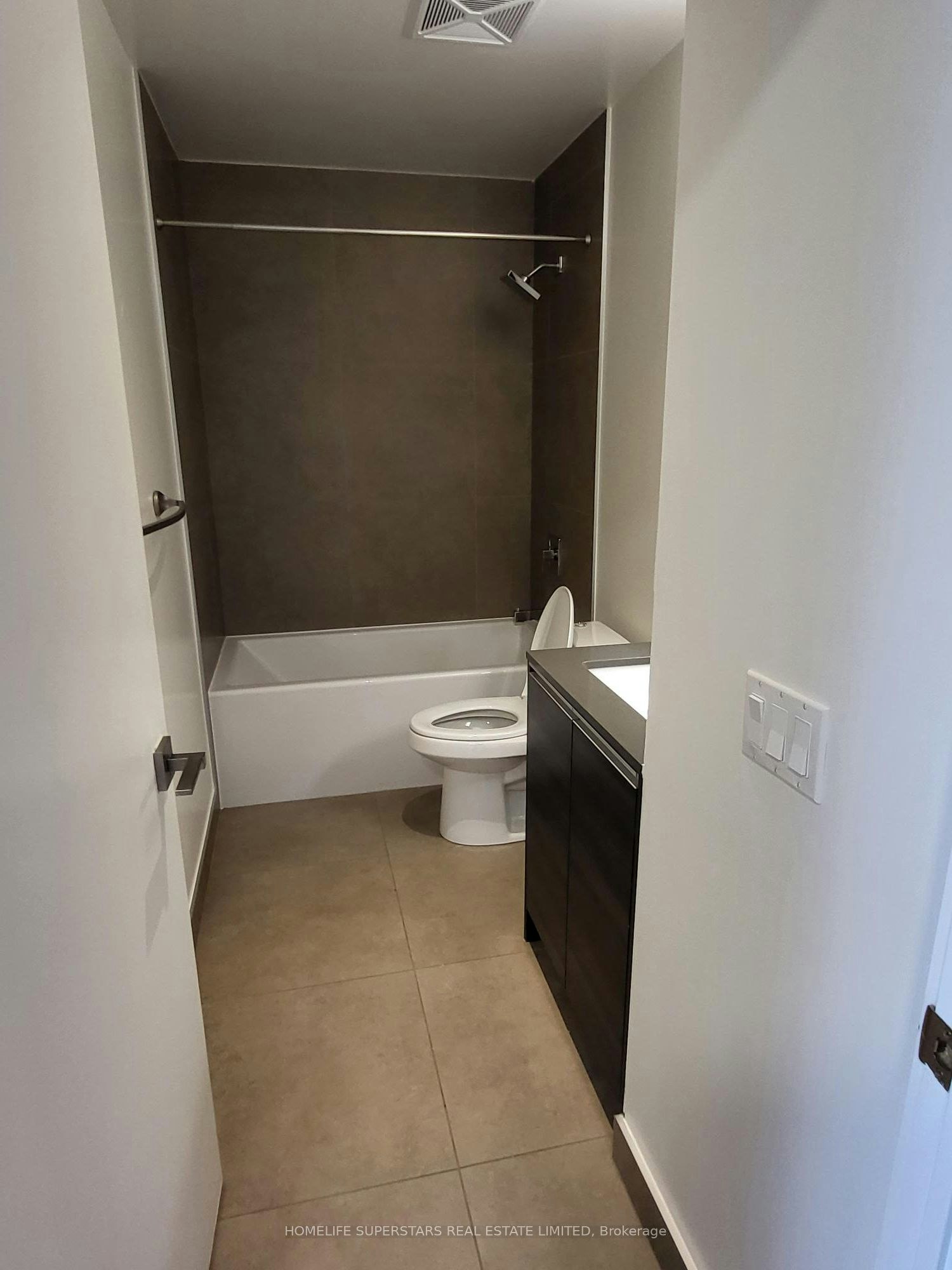 1805-20 Minowan Miikan Lane, Toronto, ON, M6J 0E5 - 9