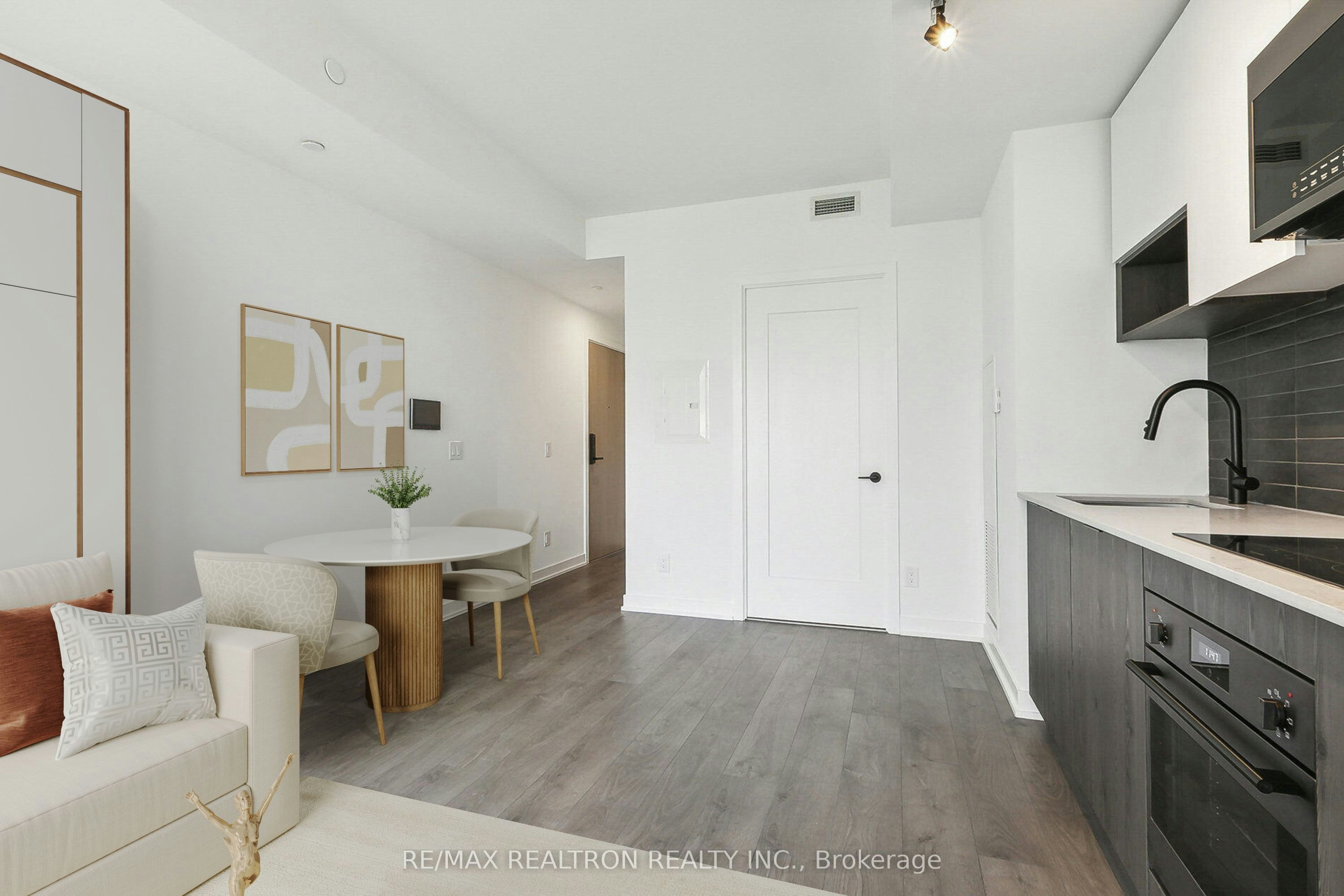 722-5 Defries Street, Toronto, ON, M5A 0W7 - 3
