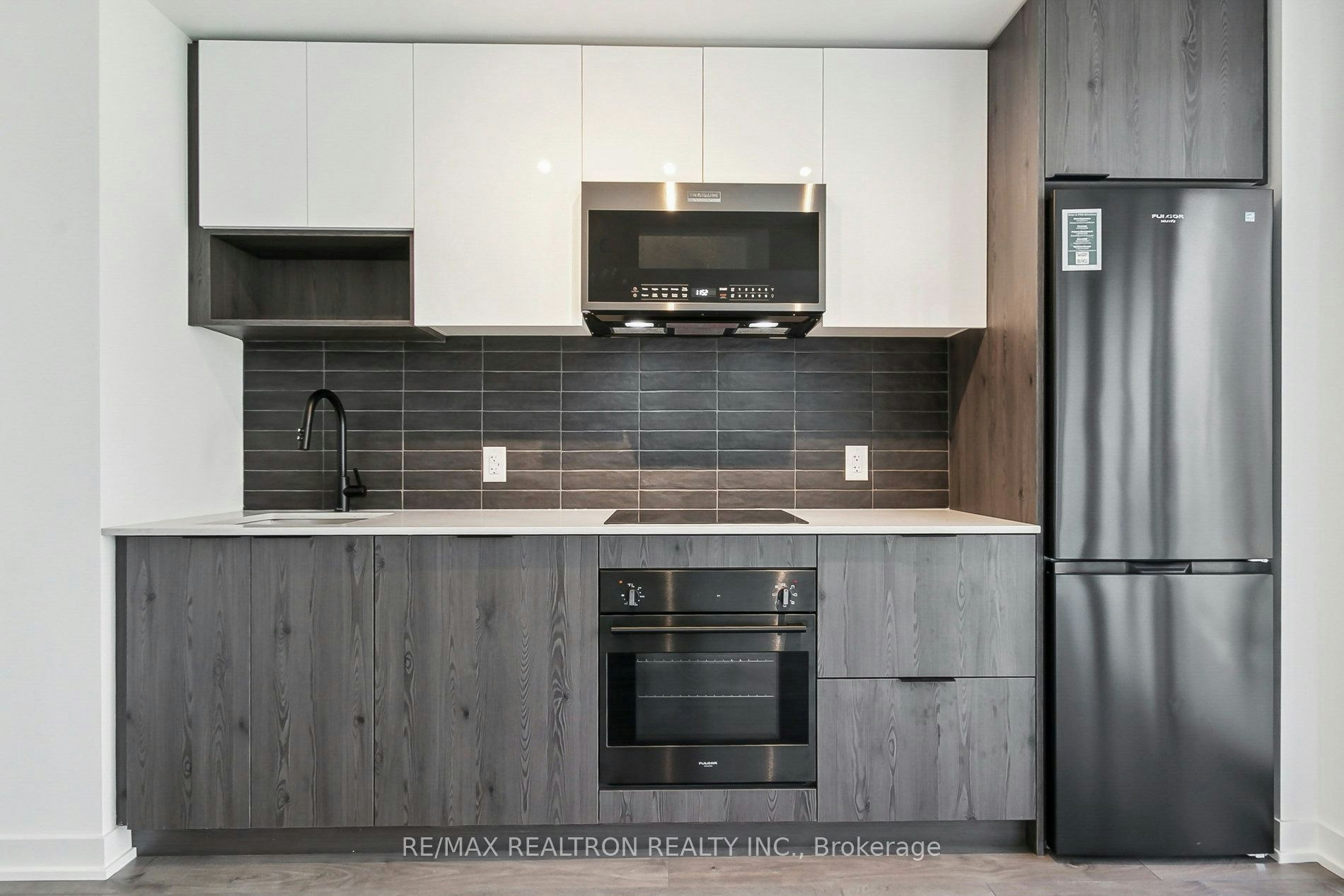 722-5 Defries Street, Toronto, ON, M5A 0W7 - 7