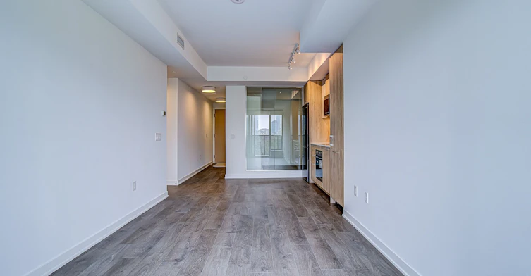 907-10 Oak Street, Toronto, ON, M5A 0Z1 - 9