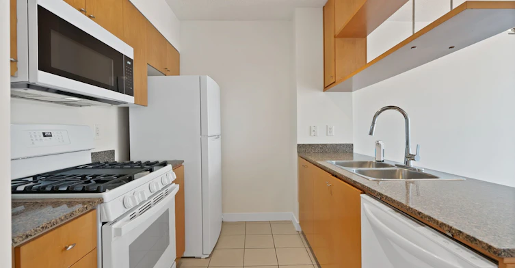 2702-35 Mariner Terrace, Toronto, ON, M5V 3V9 - 35