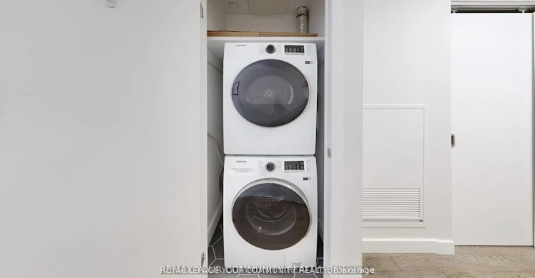 314-111 Bathurst Street, Toronto, ON, M5V 0M9 - 17