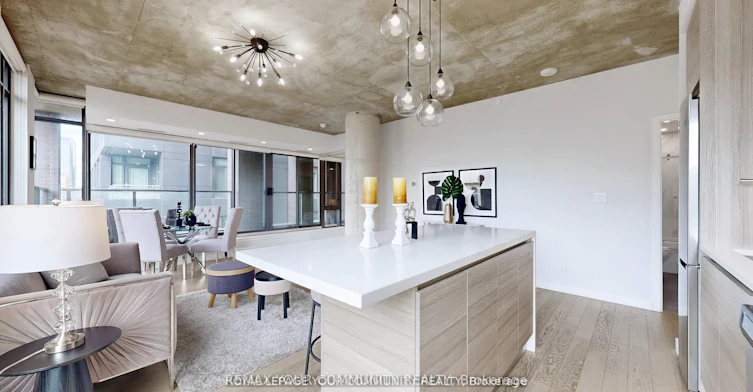 314-111 Bathurst Street, Toronto, ON, M5V 0M9 - 9