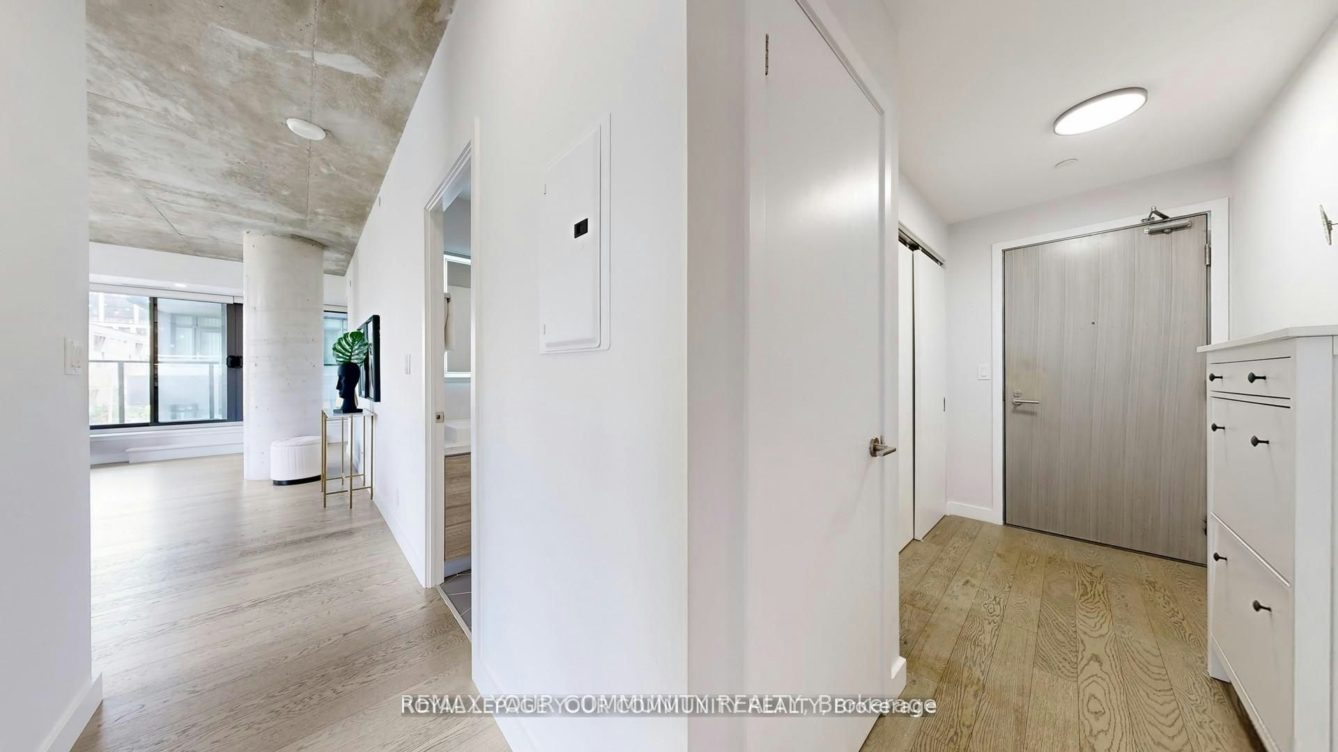 314-111 Bathurst Street, Toronto, ON, M5V 0M9 - 16
