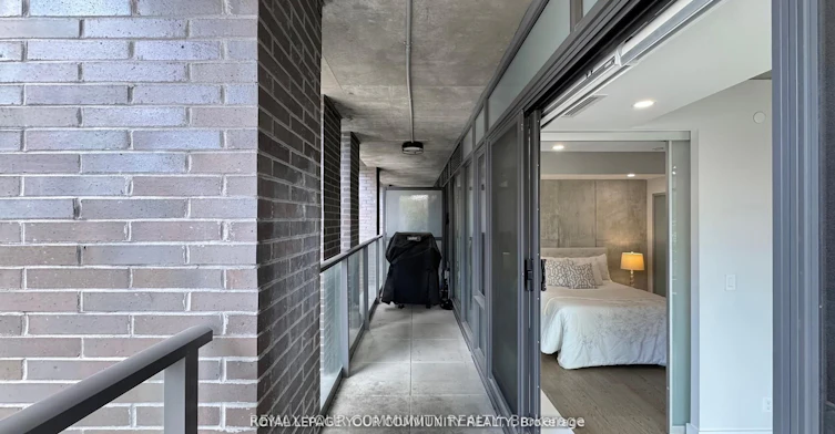 314-111 Bathurst Street, Toronto, ON, M5V 0M9 - 23