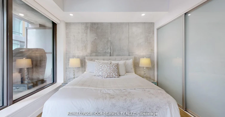 314-111 Bathurst Street, Toronto, ON, M5V 0M9 - 10
