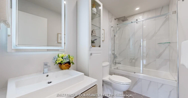314-111 Bathurst Street, Toronto, ON, M5V 0M9 - 18
