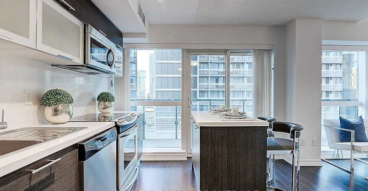 1112-386 Yonge Street, Toronto, ON, M5B 0A5 - 7