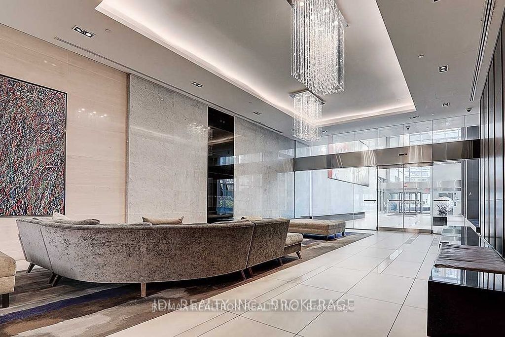 1112-386 Yonge Street, Toronto, ON, M5B 0A5 - 4