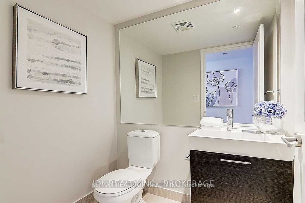 1112-386 Yonge Street, Toronto, ON, M5B 0A5 - 12