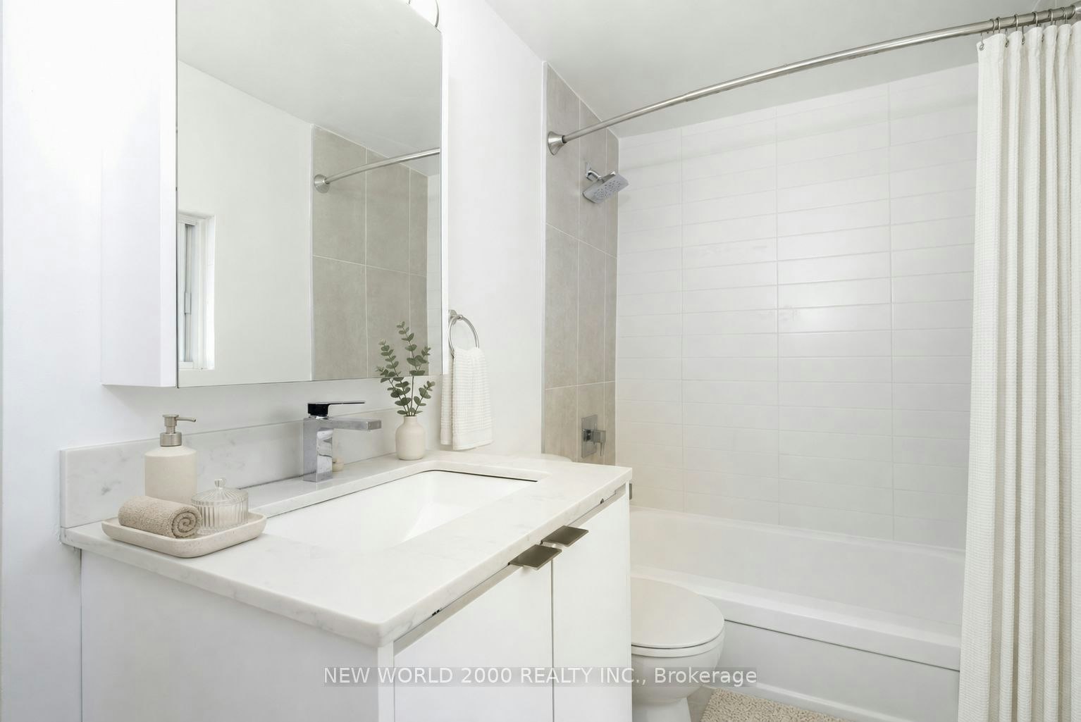 611-33 Erskine Avenue, Toronto, ON, M4P 1Y6 - 5