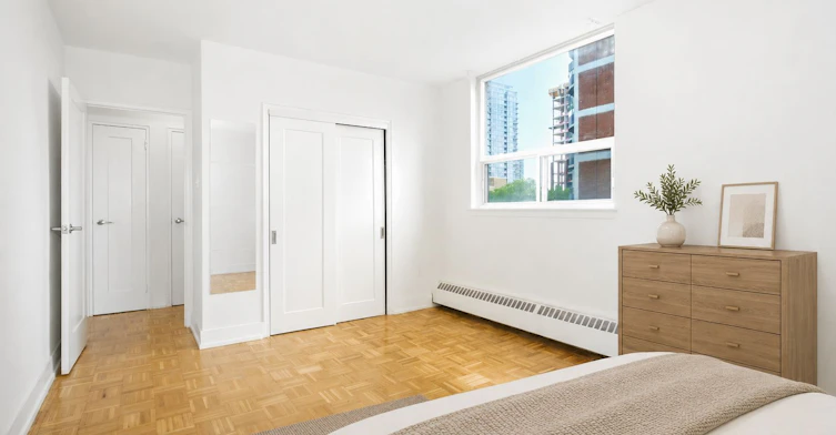 611-33 Erskine Avenue, Toronto, ON, M4P 1Y6 - 4