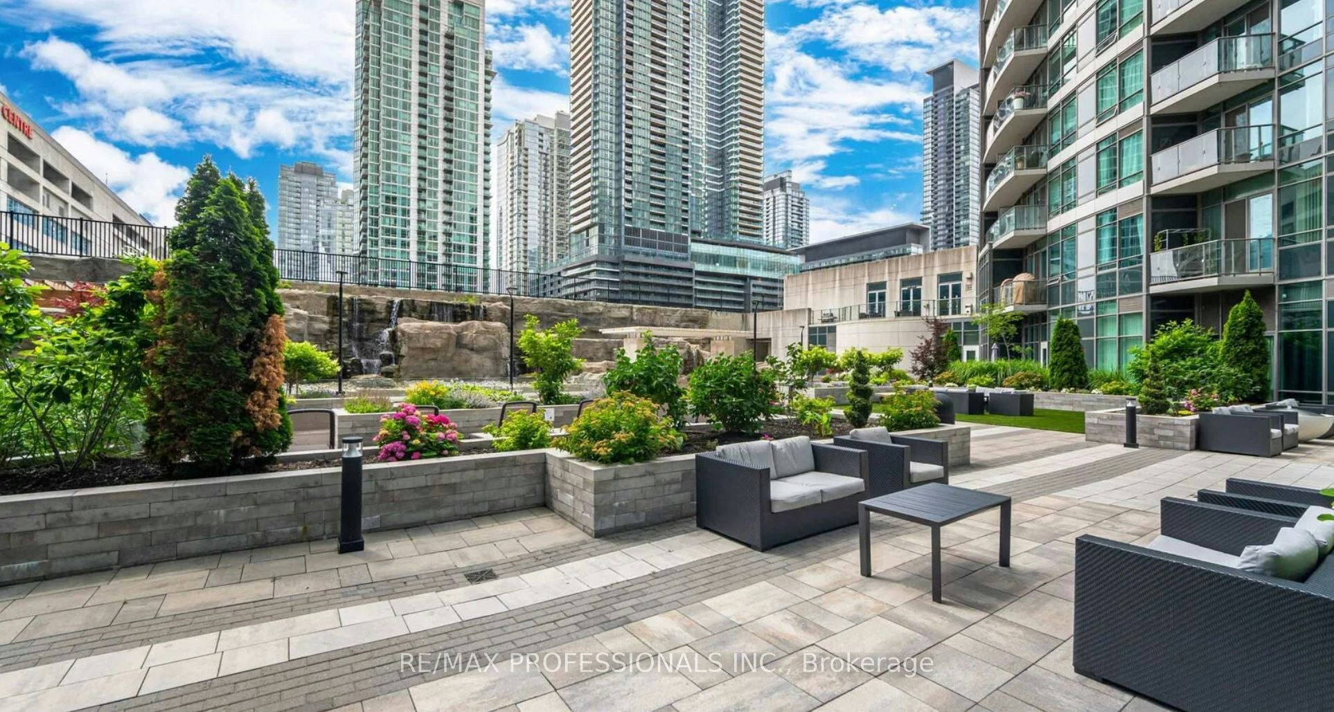 802-361 Front Street W, Toronto, ON, M5V 3R5 - 17