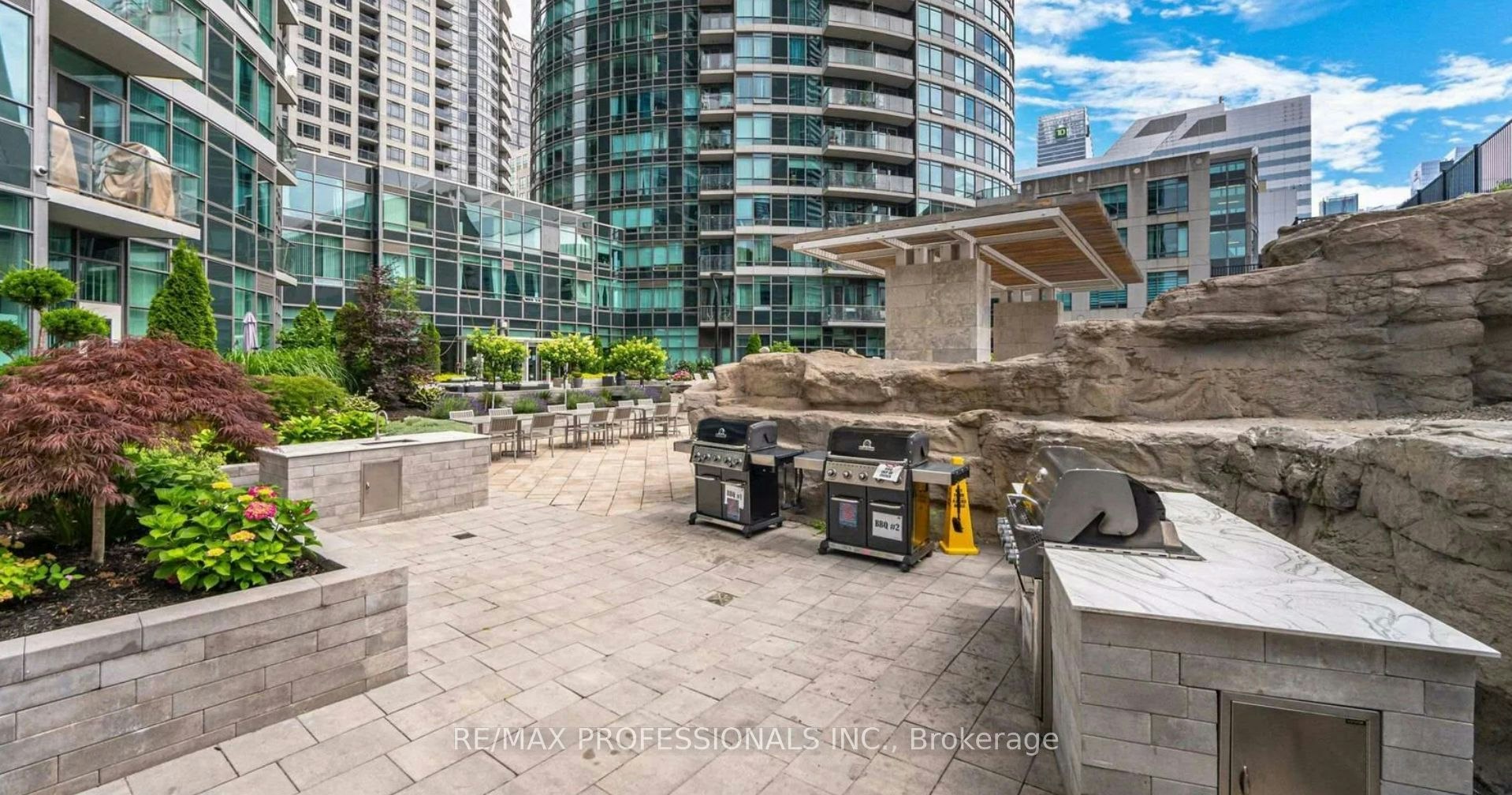 802-361 Front Street W, Toronto, ON, M5V 3R5 - 16