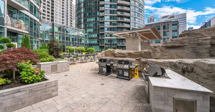 802-361 Front Street W, Toronto, ON, M5V 3R5 - 16