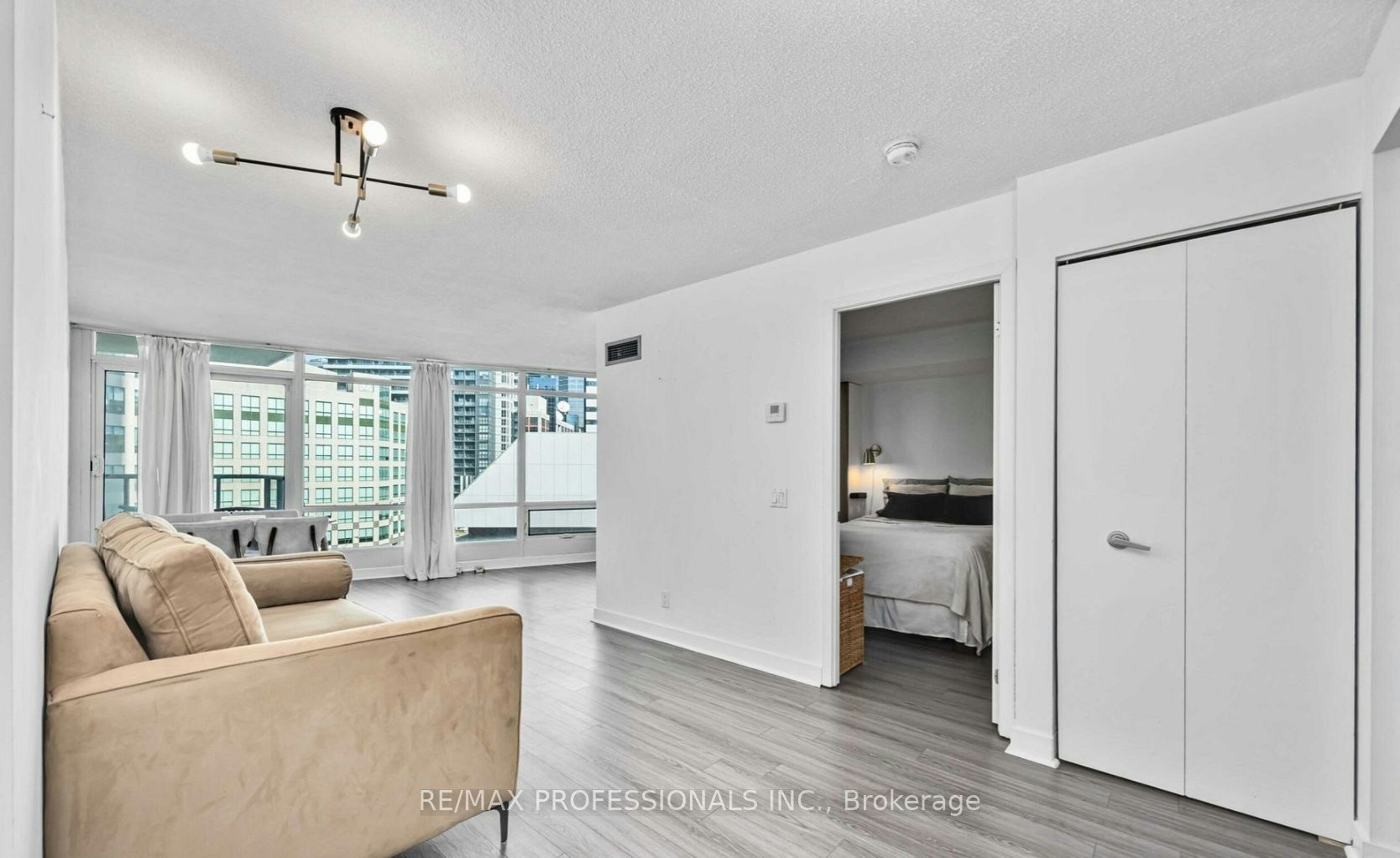 802-361 Front Street W, Toronto, ON, M5V 3R5 - 11
