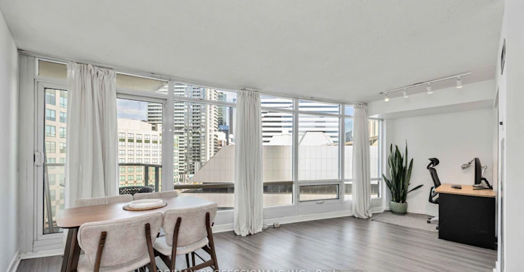 802-361 Front Street W, Toronto, ON, M5V 3R5