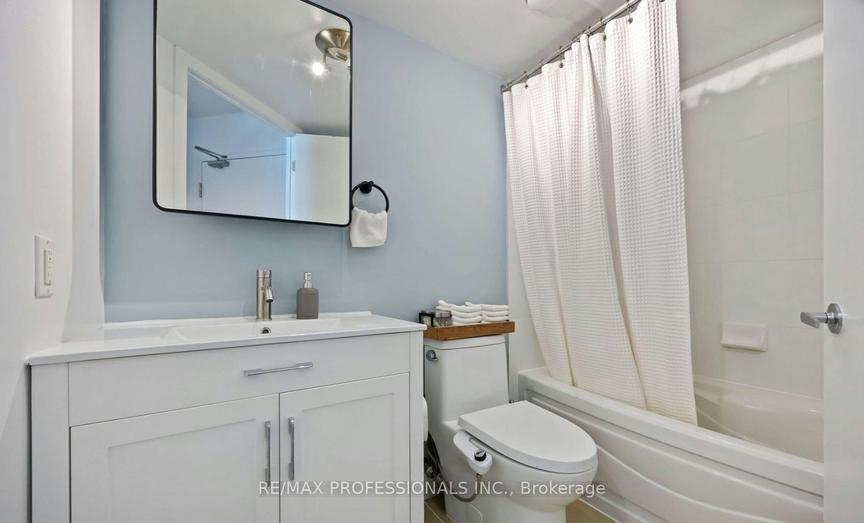 802-361 Front Street W, Toronto, ON, M5V 3R5 - 12