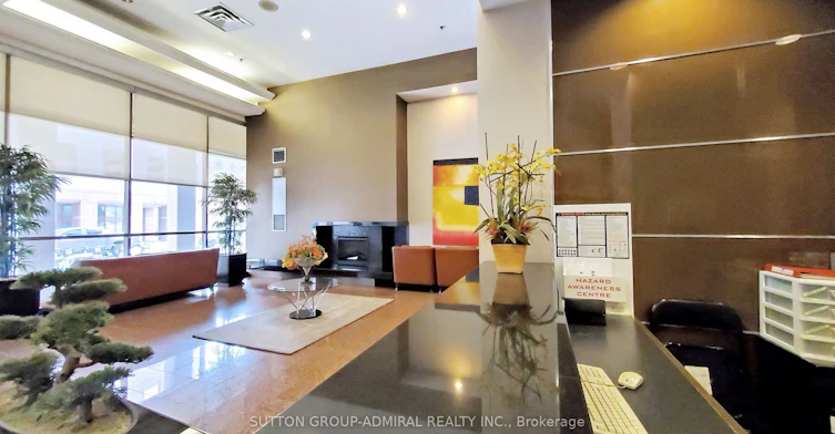 2103-736 Bay Street, Toronto, ON, M5G 2M4 - 18