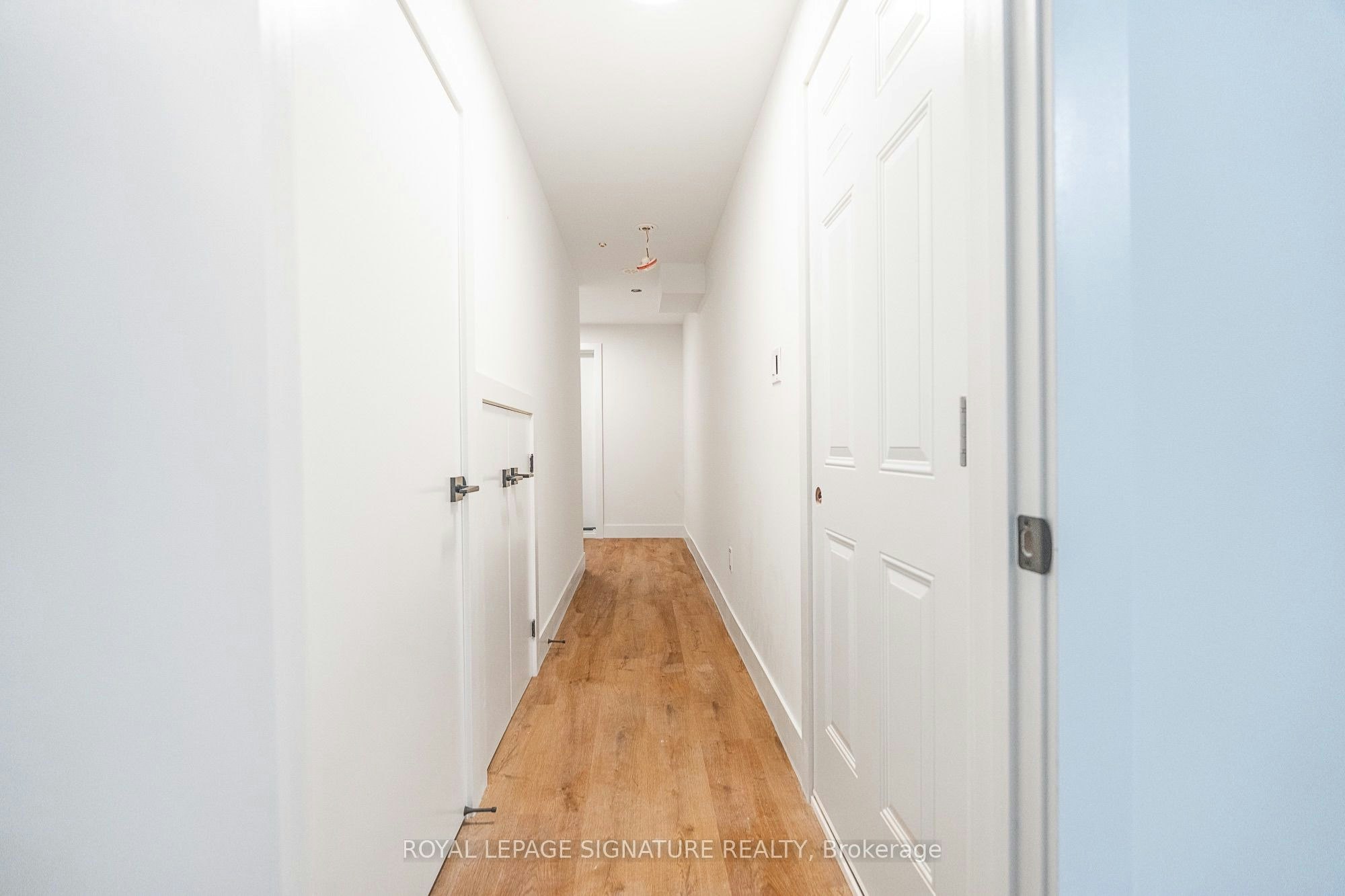 7-7 Earnscliffe Road, Toronto, ON, M6E 1J4 - 14