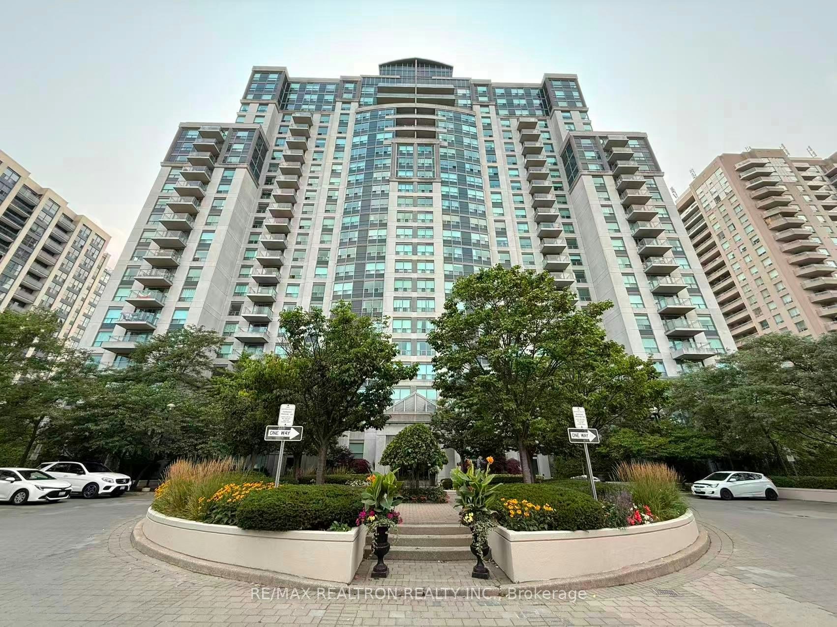803-188 Doris Avenue, Toronto, ON, M2N 6Z5