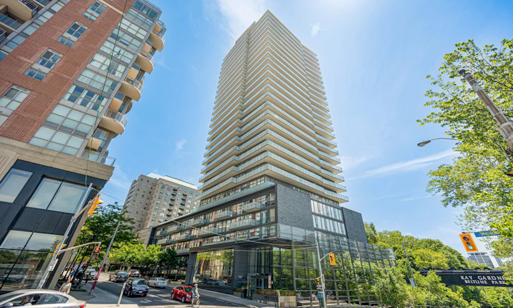 1605-1815 Yonge Street