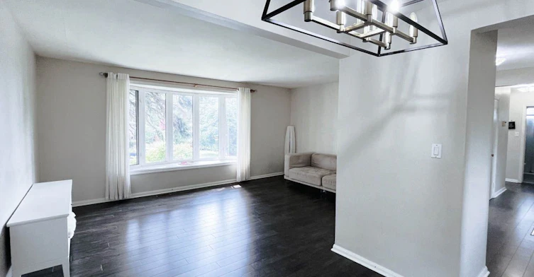 Main-16 Lochinvar Crescent, Toronto, ON, M3A 3K1 - 7