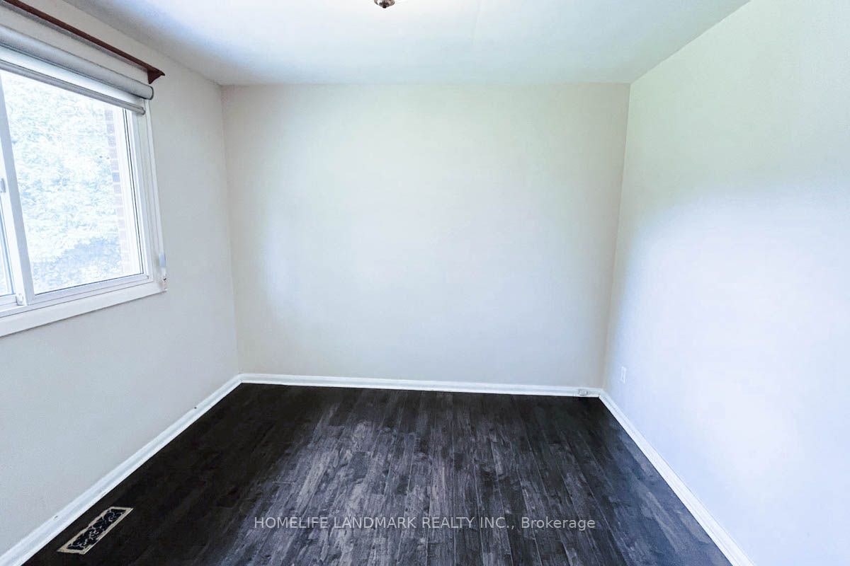 Main-16 Lochinvar Crescent, Toronto, ON, M3A 3K1 - 23