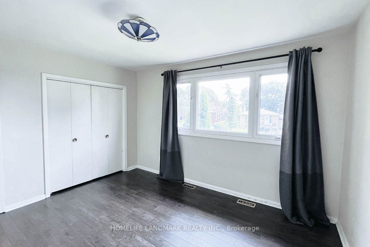 Main-16 Lochinvar Crescent, Toronto, ON, M3A 3K1 - 26