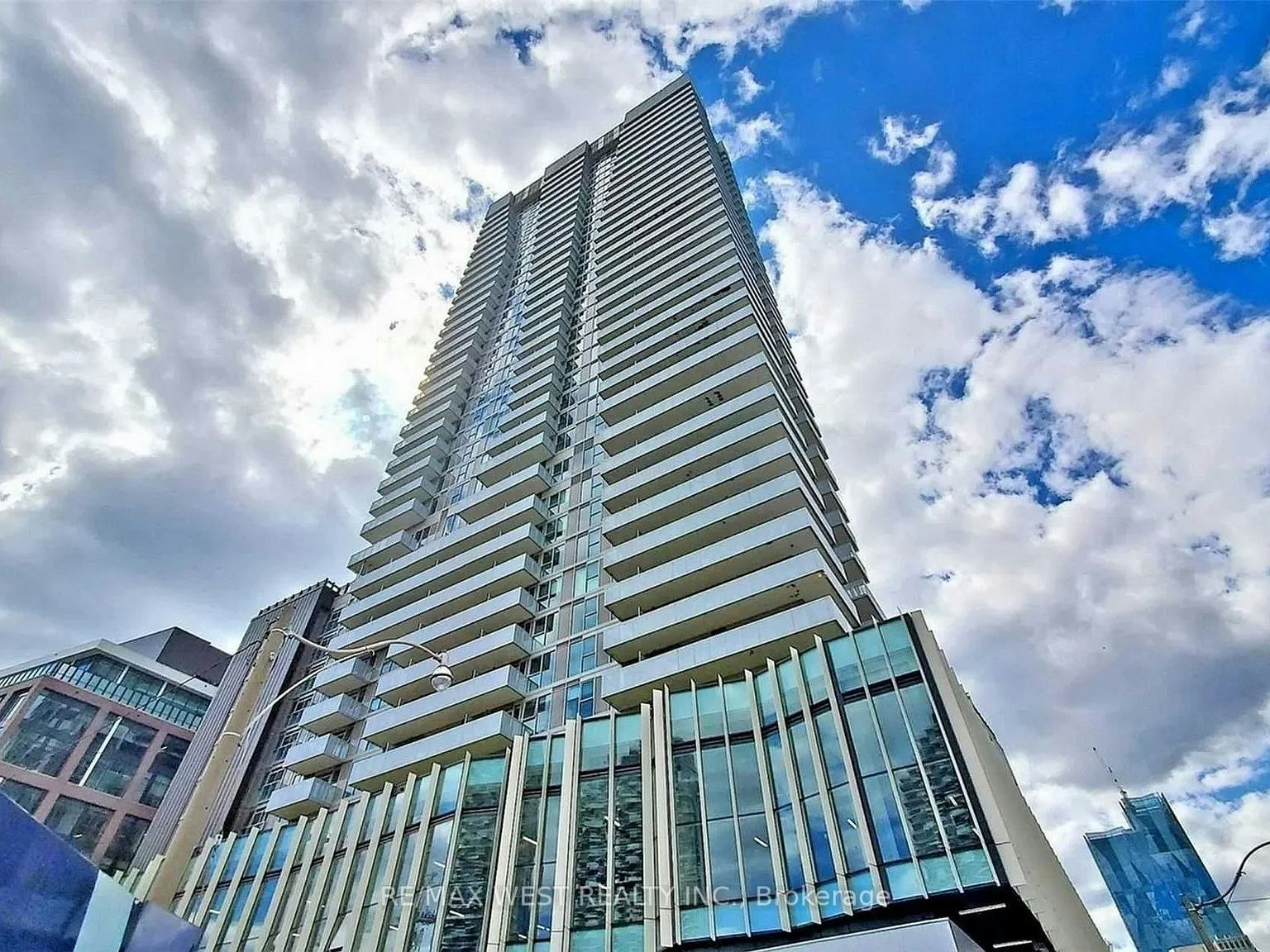 3506-20 Richardson Street, Toronto, ON, M5A 0S6