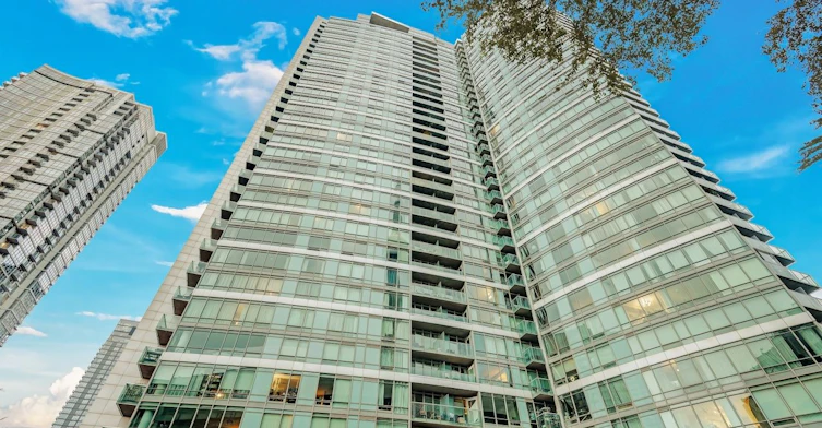 2316-81 Navy Wharf Court, Toronto, ON, M5V 3S2 - 2