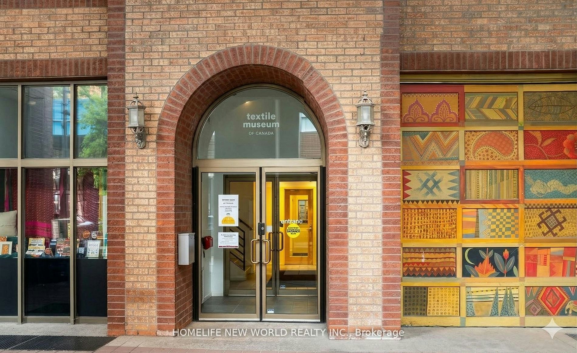 2402-55 Centre Avenue, Toronto, ON, M5G 2H5