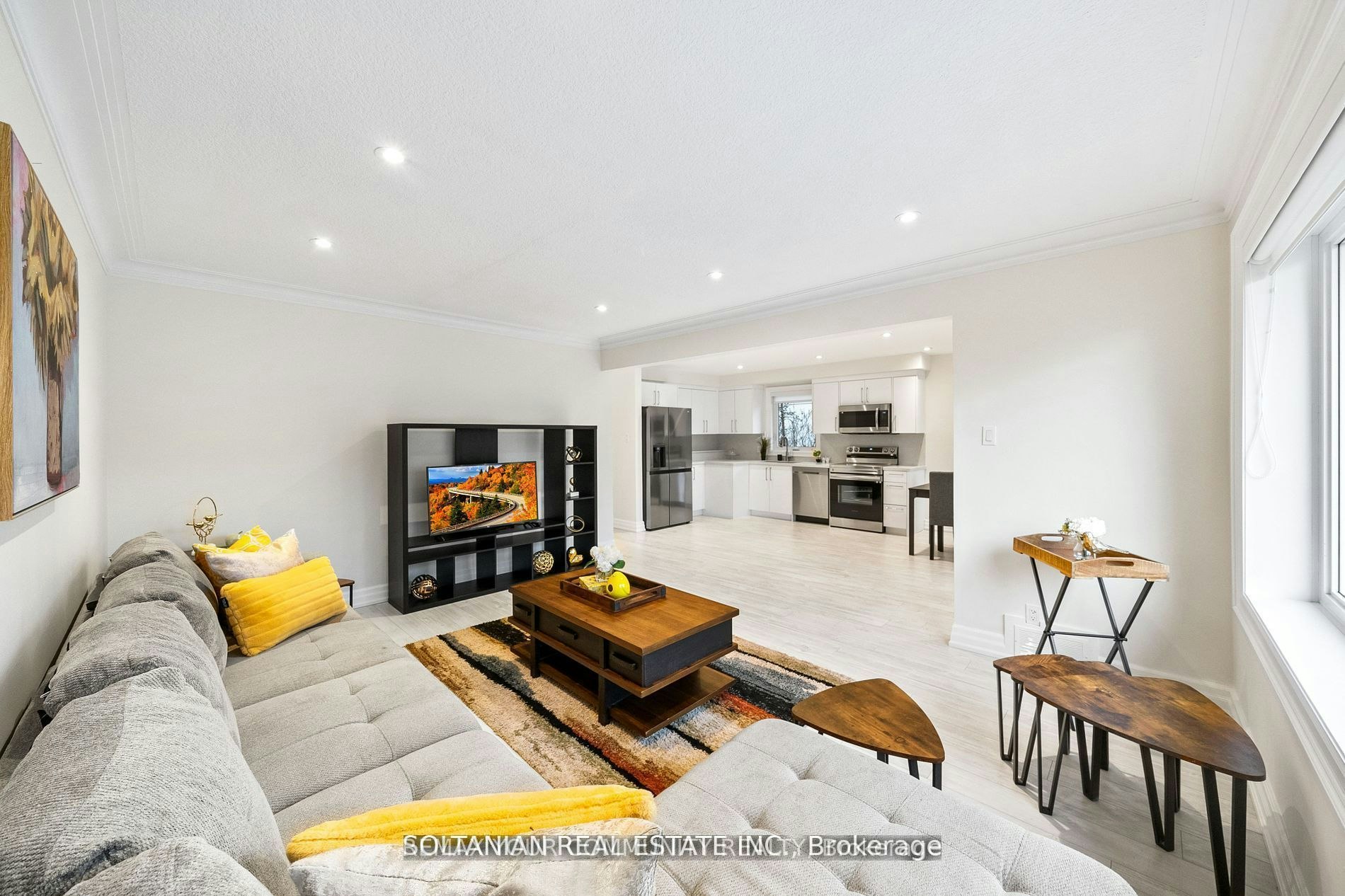MAIN FLOOR-71 Centre Avenue, Toronto, ON, M2M 2L4 - 7