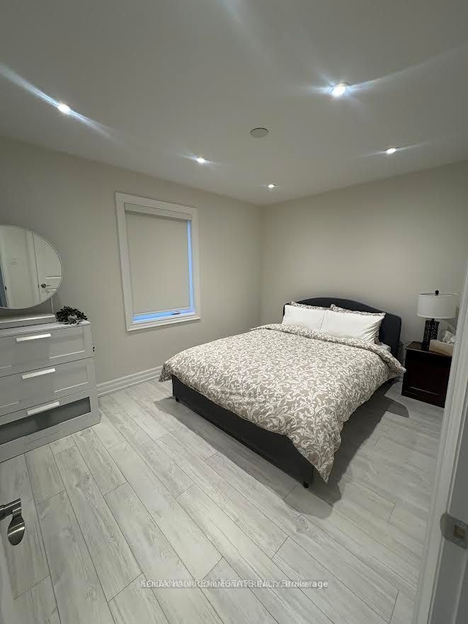 MAIN FLOOR-71 Centre Avenue, Toronto, ON, M2M 2L4 - 16