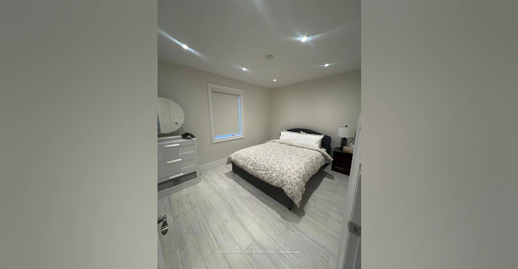 MAIN FLOOR-71 Centre Avenue, Toronto, ON, M2M 2L4 - 16