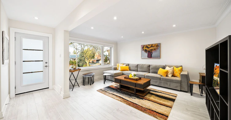 MAIN FLOOR-71 Centre Avenue, Toronto, ON, M2M 2L4 - 6