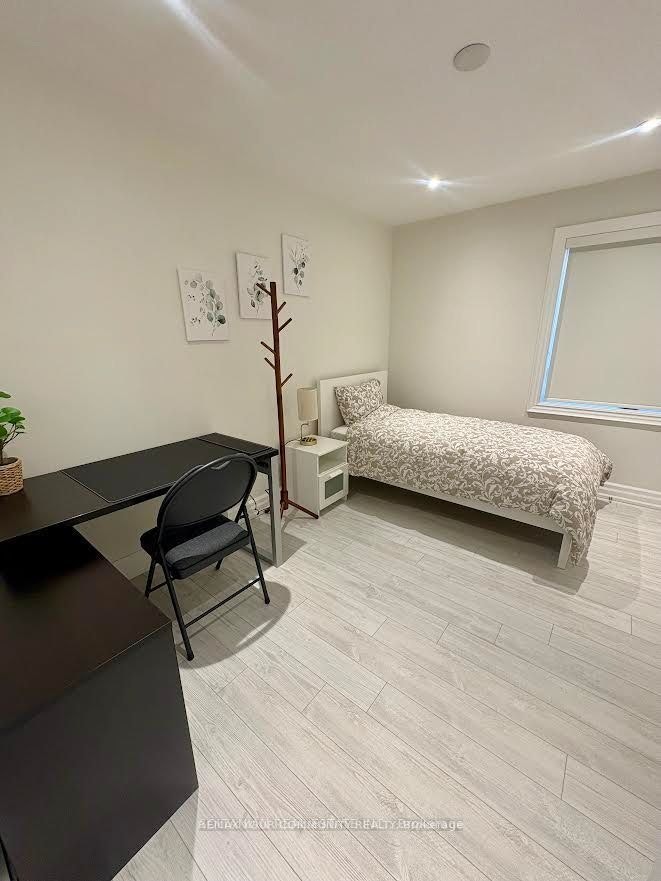 MAIN FLOOR-71 Centre Avenue, Toronto, ON, M2M 2L4 - 18