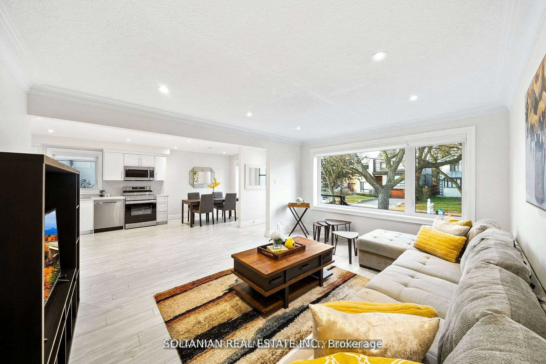 MAIN FLOOR-71 Centre Avenue, Toronto, ON, M2M 2L4 - 5