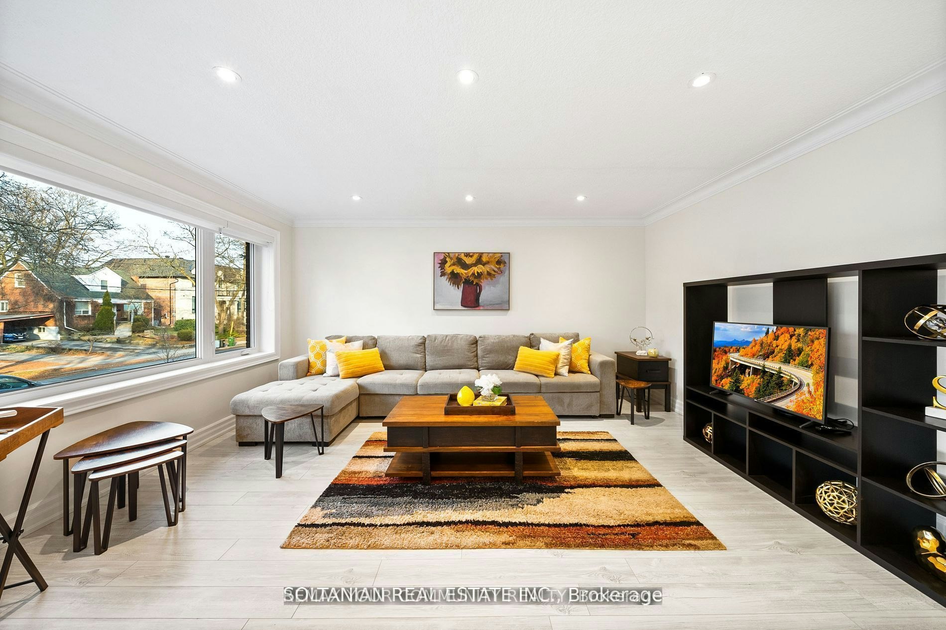 MAIN FLOOR-71 Centre Avenue, Toronto, ON, M2M 2L4 - 4