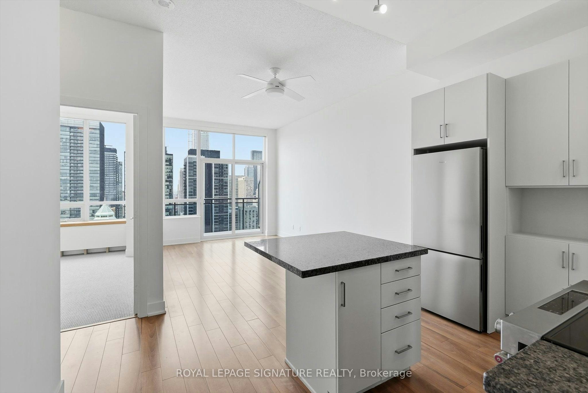 PH7-28 Linden Street, Toronto, ON, M4Y 0A4