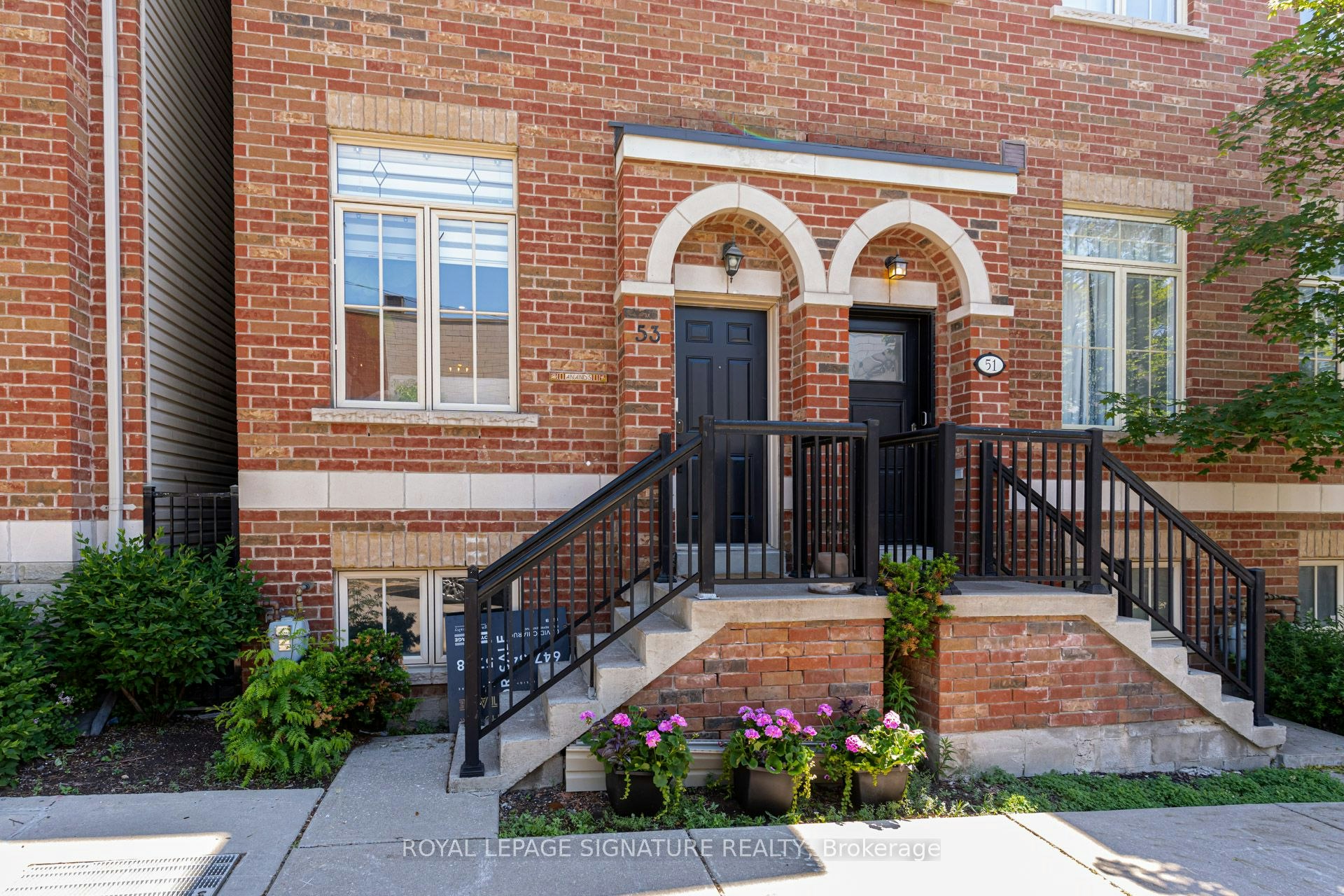 53 St Paul Street, Toronto, ON, M5A 3H2