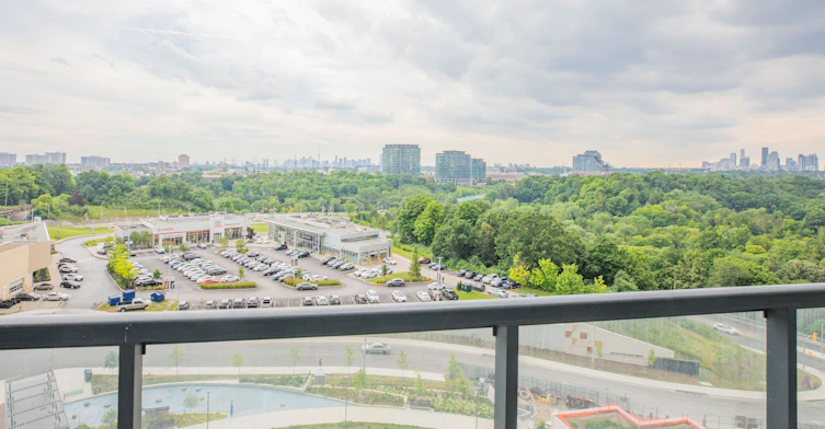834-20 Inn ON The Park Drive, Toronto, ON, M3C 0P8 - 18