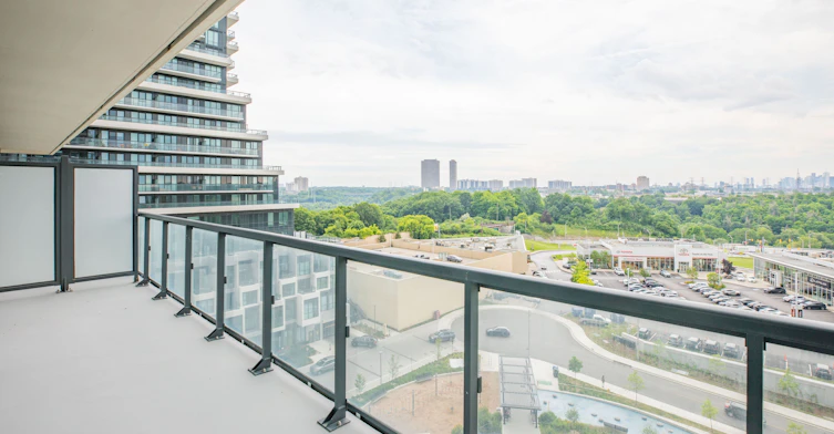 834-20 Inn ON The Park Drive, Toronto, ON, M3C 0P8 - 17