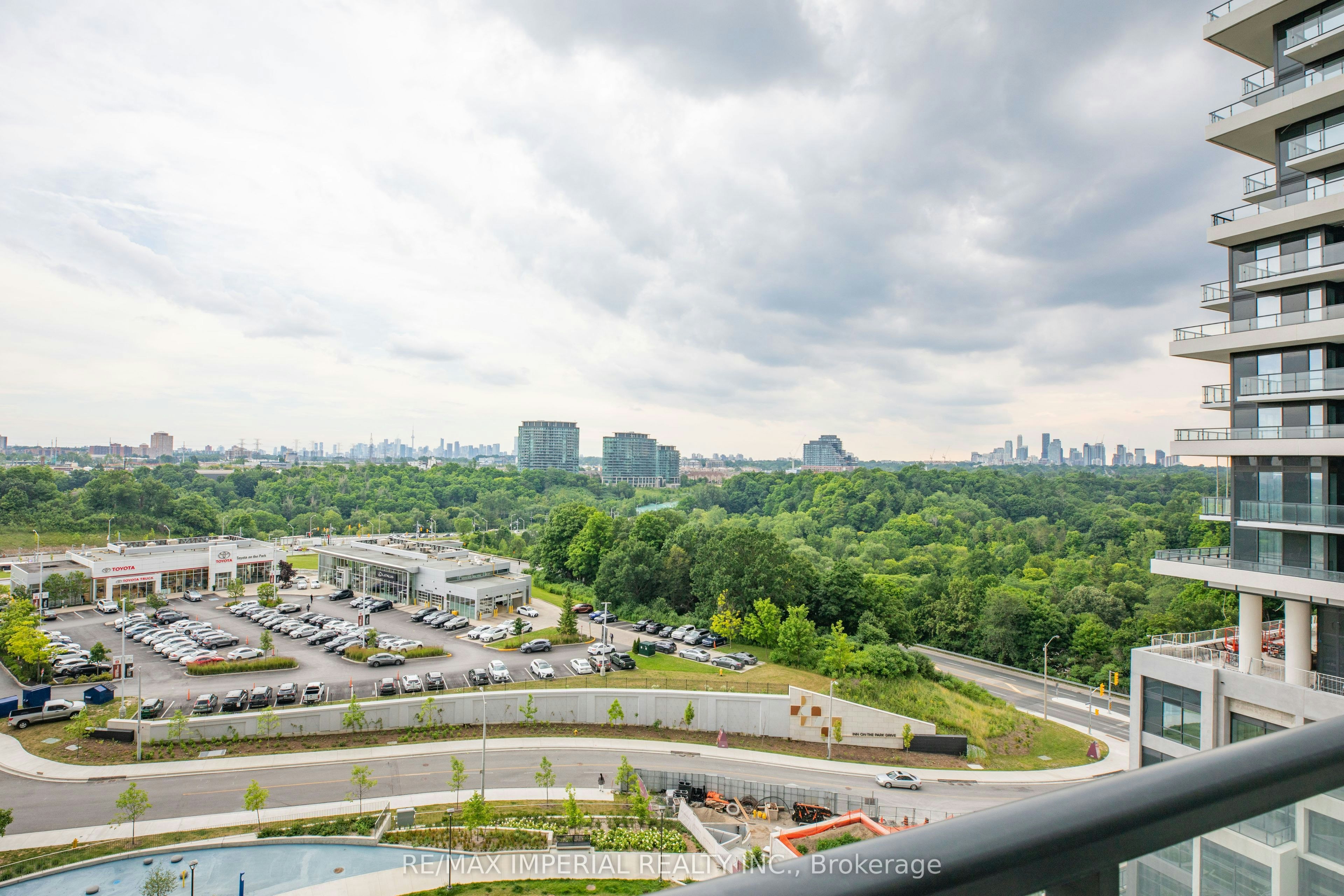 834-20 Inn ON The Park Drive, Toronto, ON, M3C 0P8 - 19
