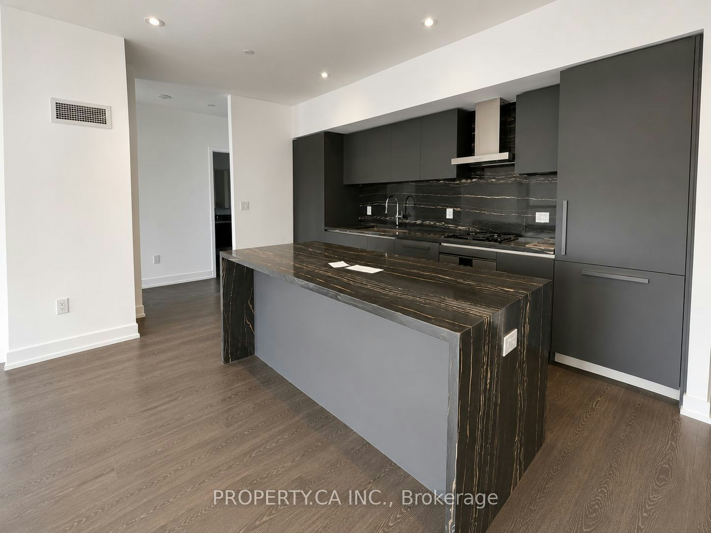 2002-1315 Bay Street, Toronto, ON, M5R 0E4 - 6