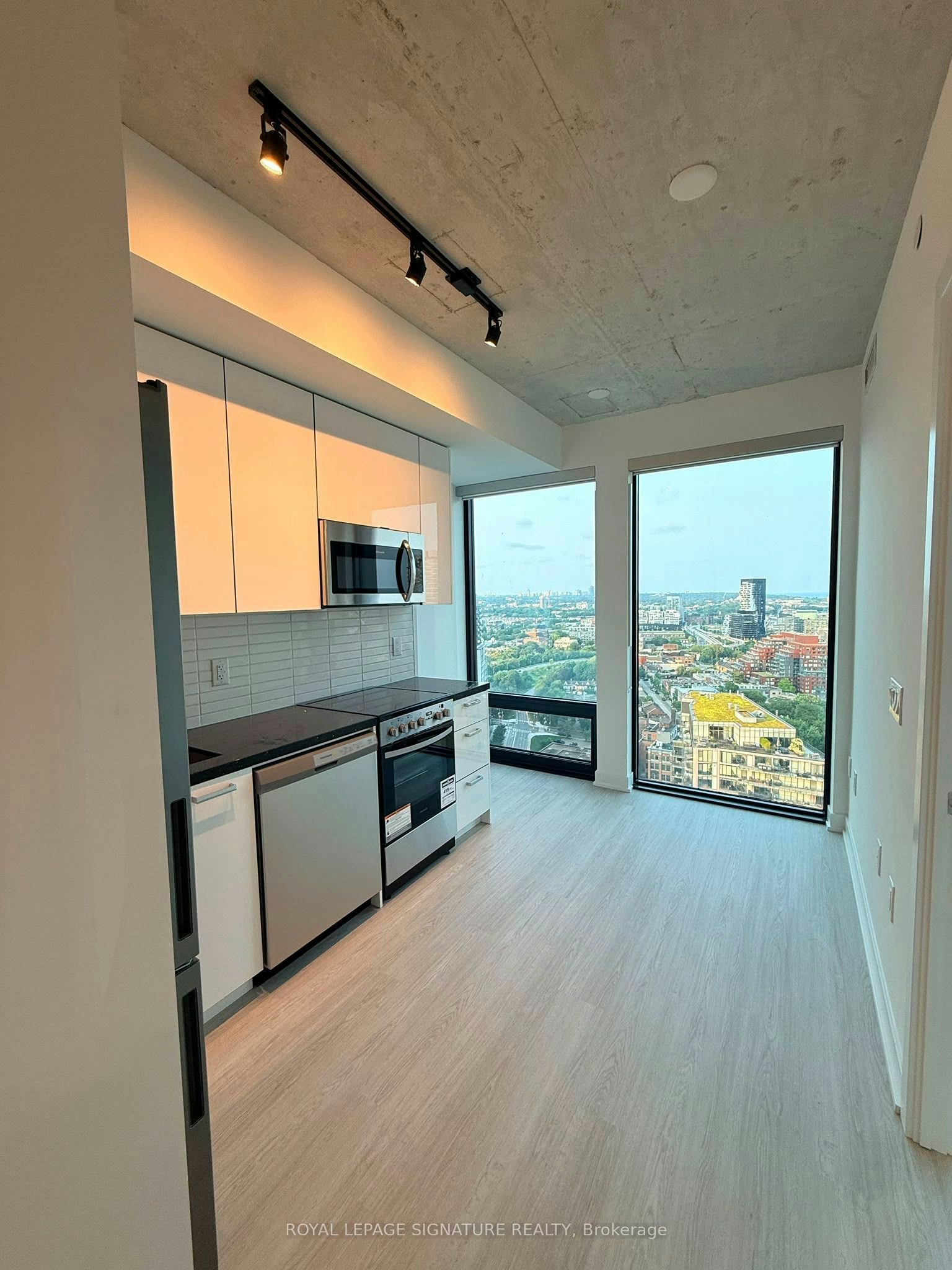 2508-284 King Street E, Toronto, ON, M5A 0K3 - 5