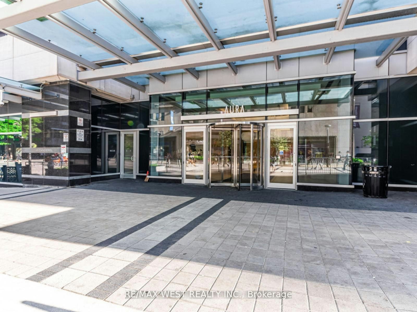 7102-388 Yonge Street, Toronto, ON, M5B 0A4 - 2