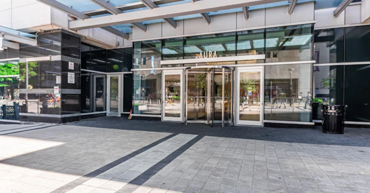 7102-388 Yonge Street, Toronto, ON, M5B 0A4 - 2
