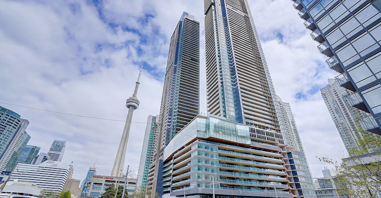 4202-1 Concord City Place Way, Toronto, ON, M5V 0X3 - 2