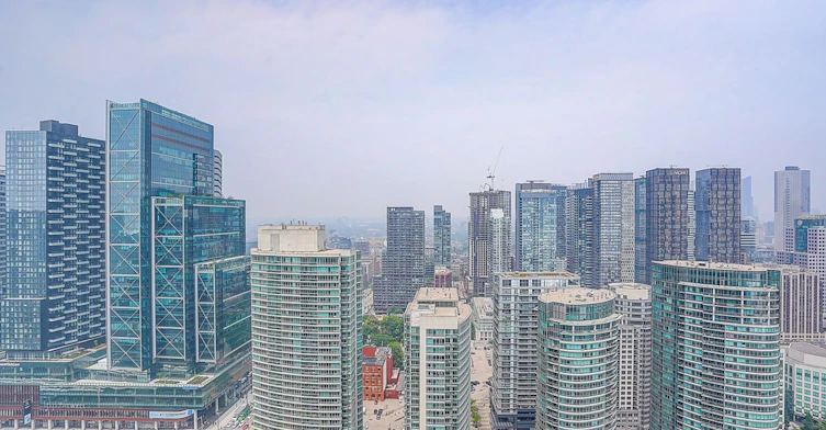 4202-1 Concord City Place Way, Toronto, ON, M5V 0X3 - 42